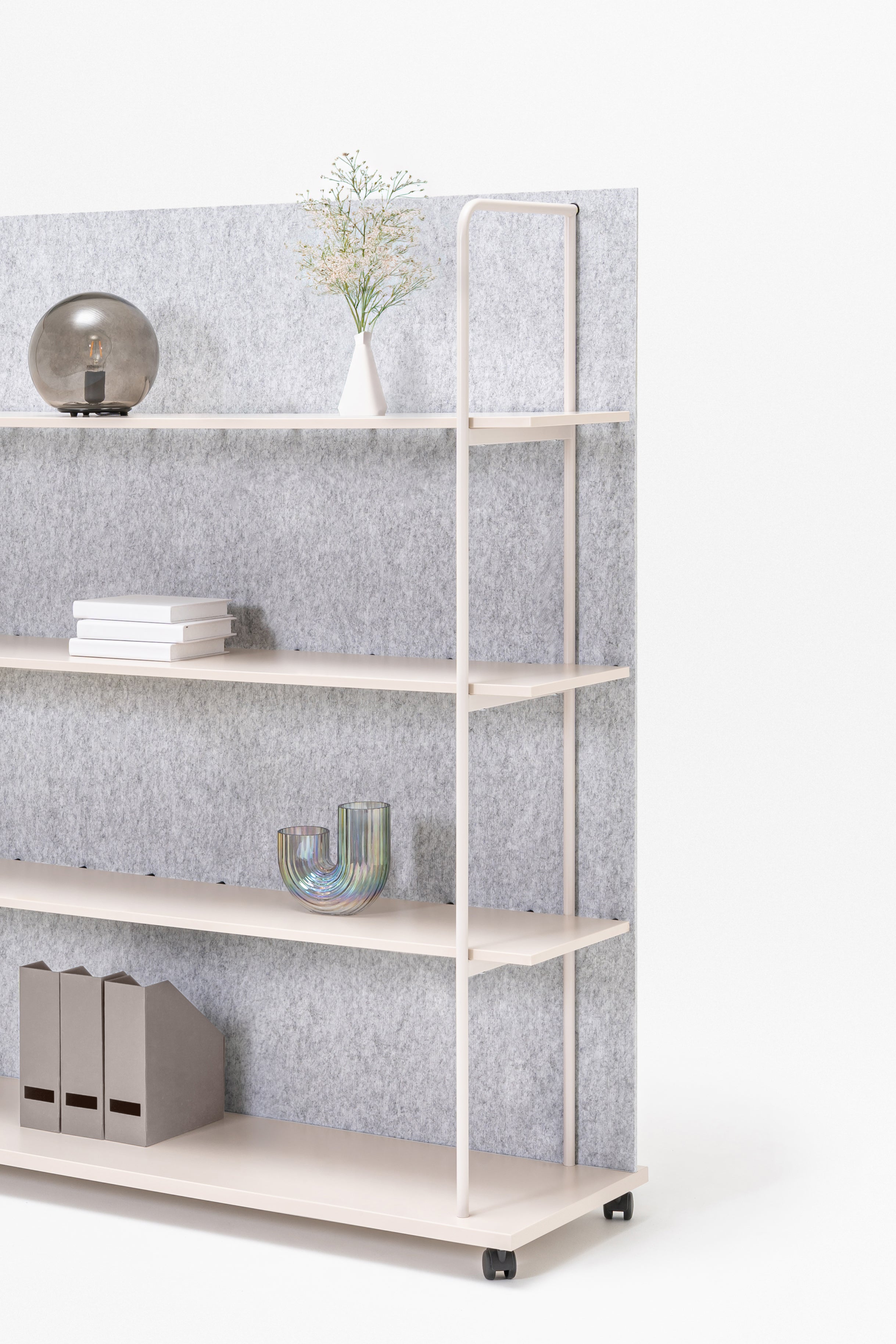 Steel shelving tanca rear from felt