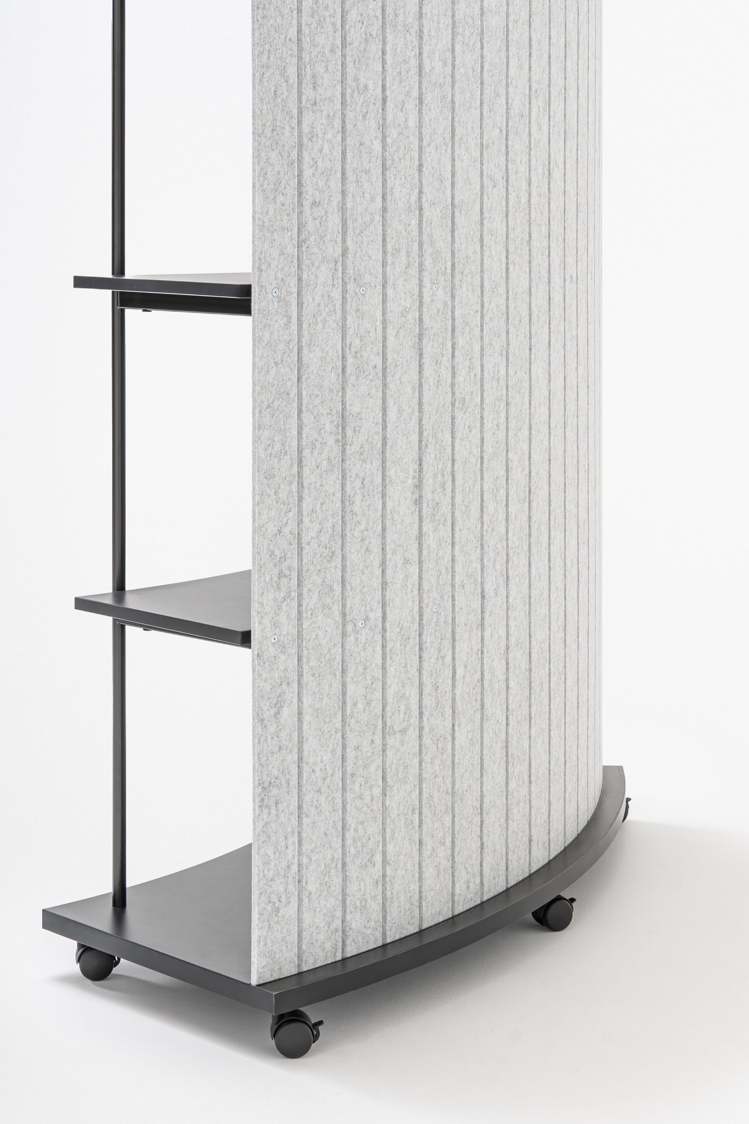 Steel shelving tanca rear from felt