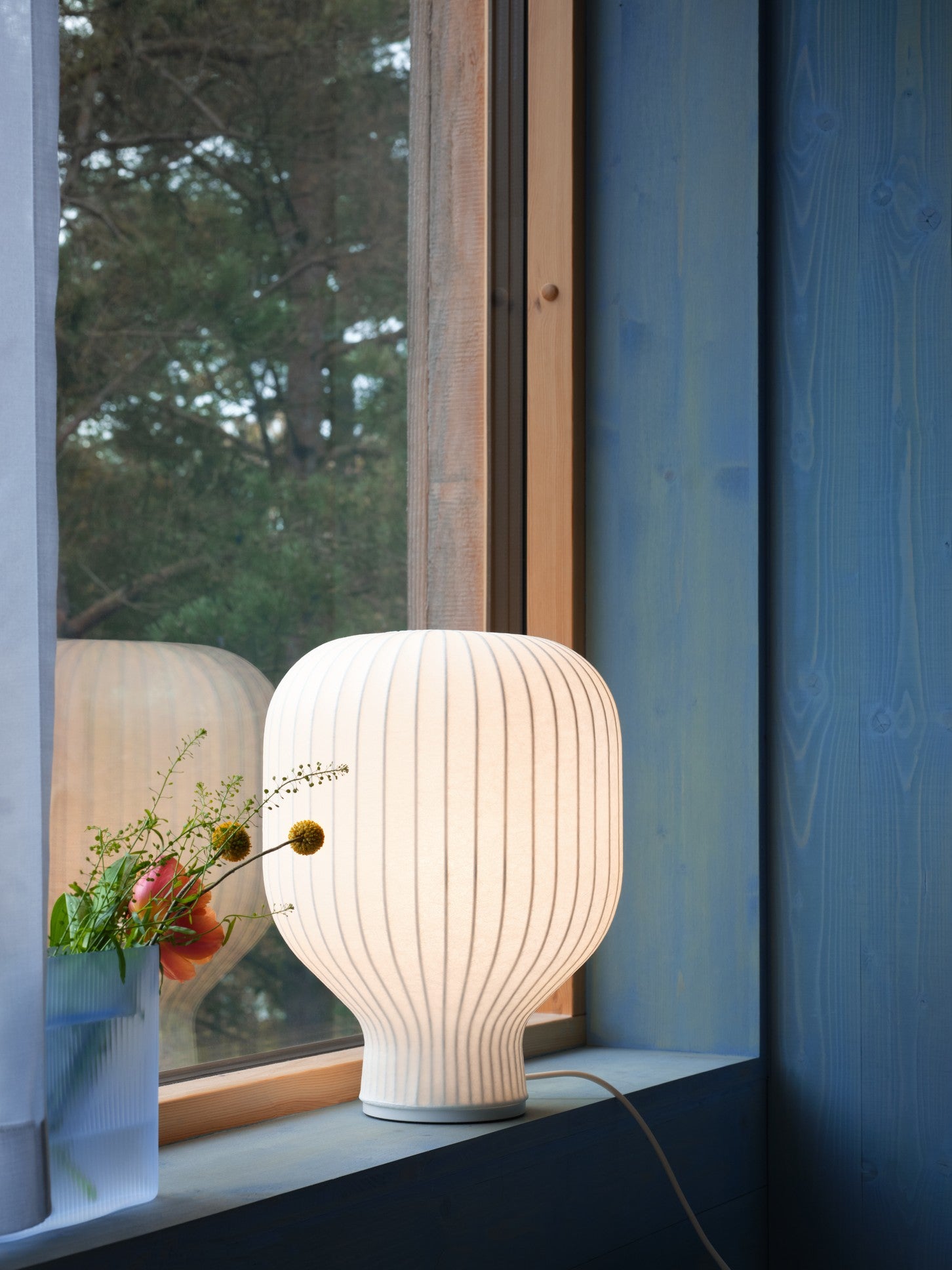 STRAND Lamp White