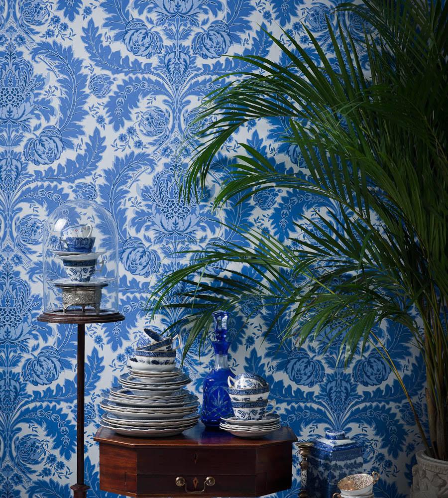 Plant-themed wallpaper with ornaments ALBEMARLE - Coleridge chalk
