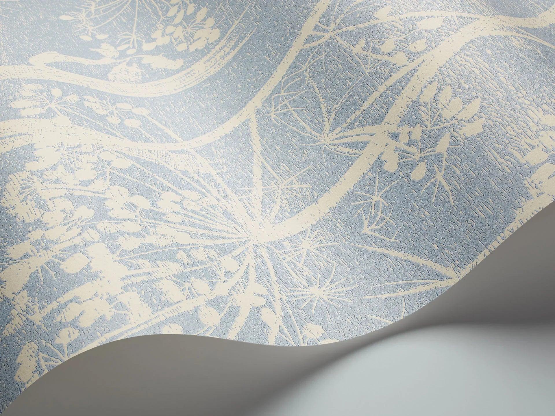 Tapeta CONTEMPORARY COLLECTION - Cow Parsley błękit Cole & Son    Eye on Design