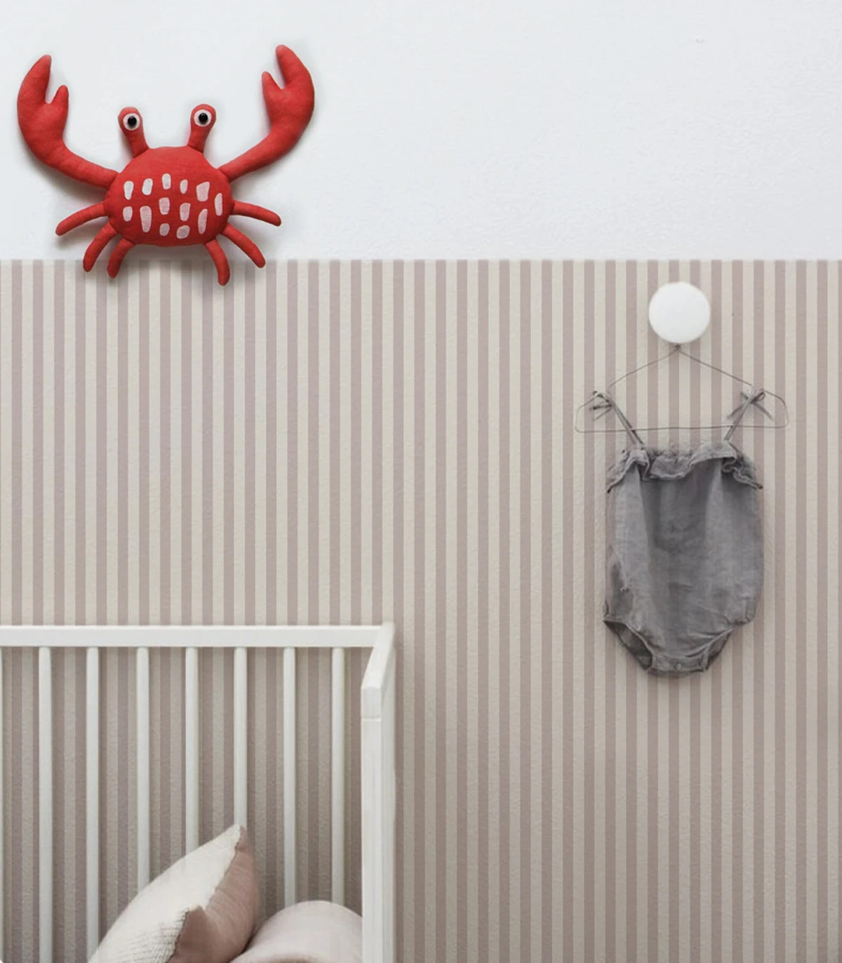 Tapeta flizelinowa w paski STRIPE ROSE HAZE beige