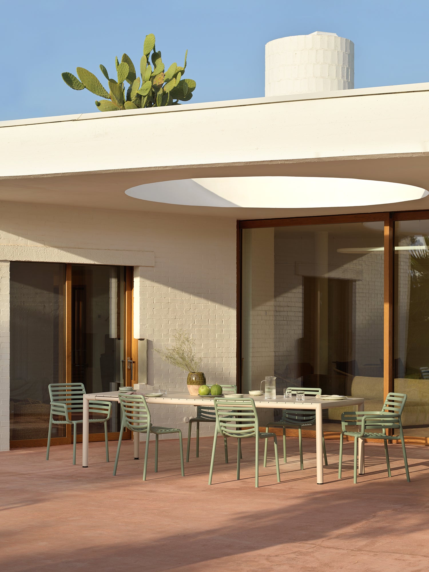 Outdoor chair with armrests DOGA agave