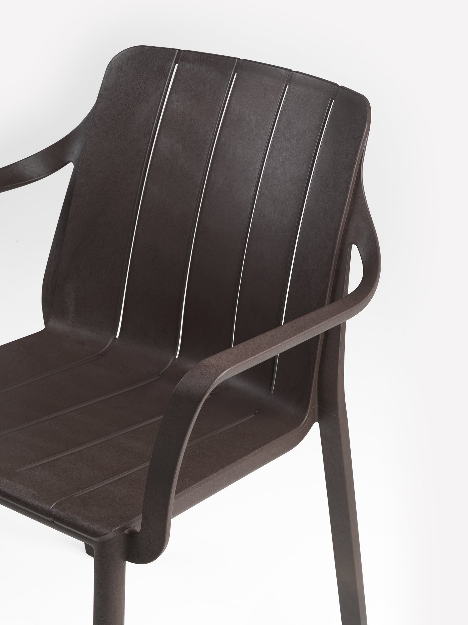 TIBERINA taupe outdoor chair with armrests