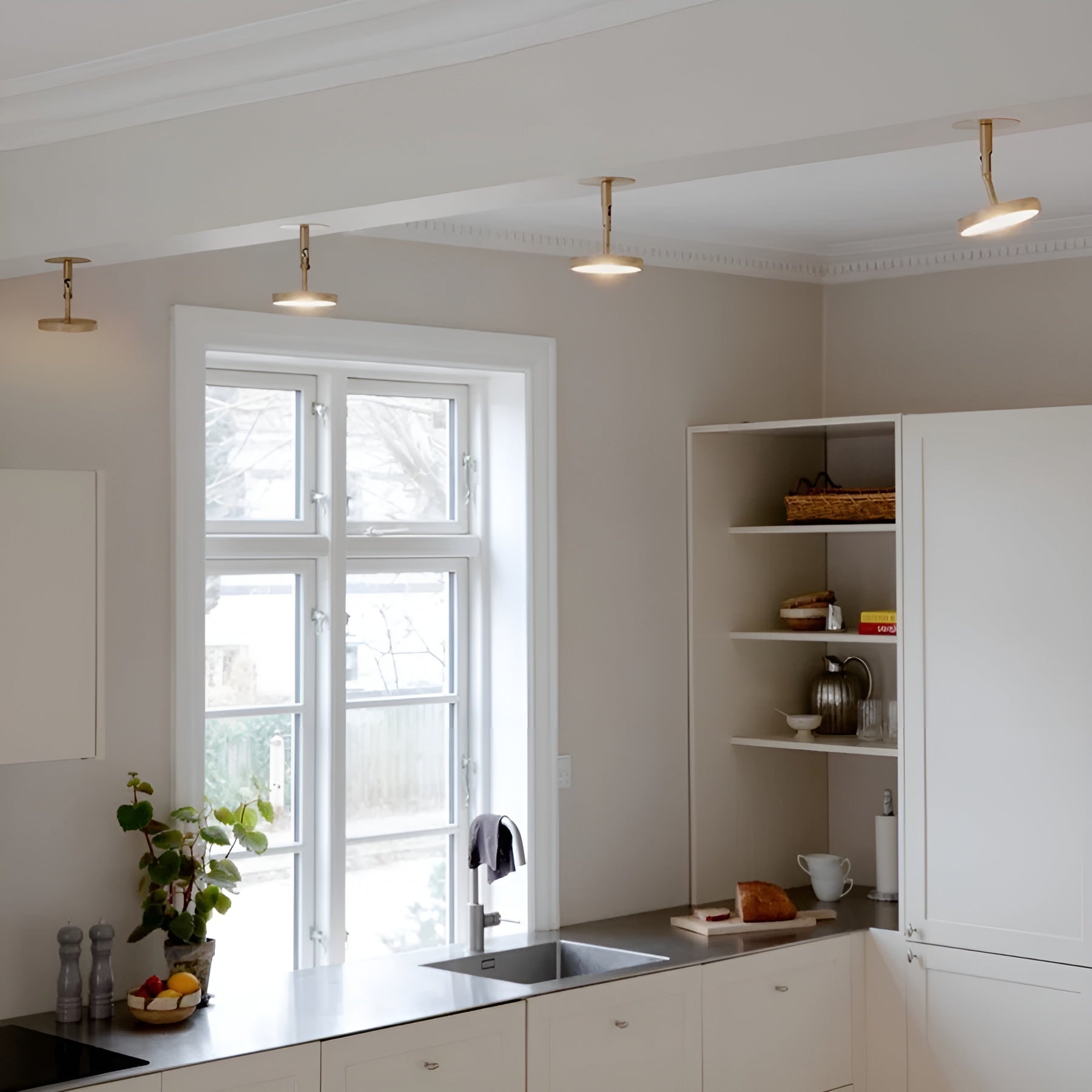 Asteria Spot Wall Lamp Gold