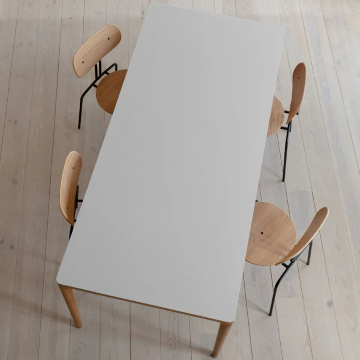 HEART'N'SOUL extendable table gray with oak base