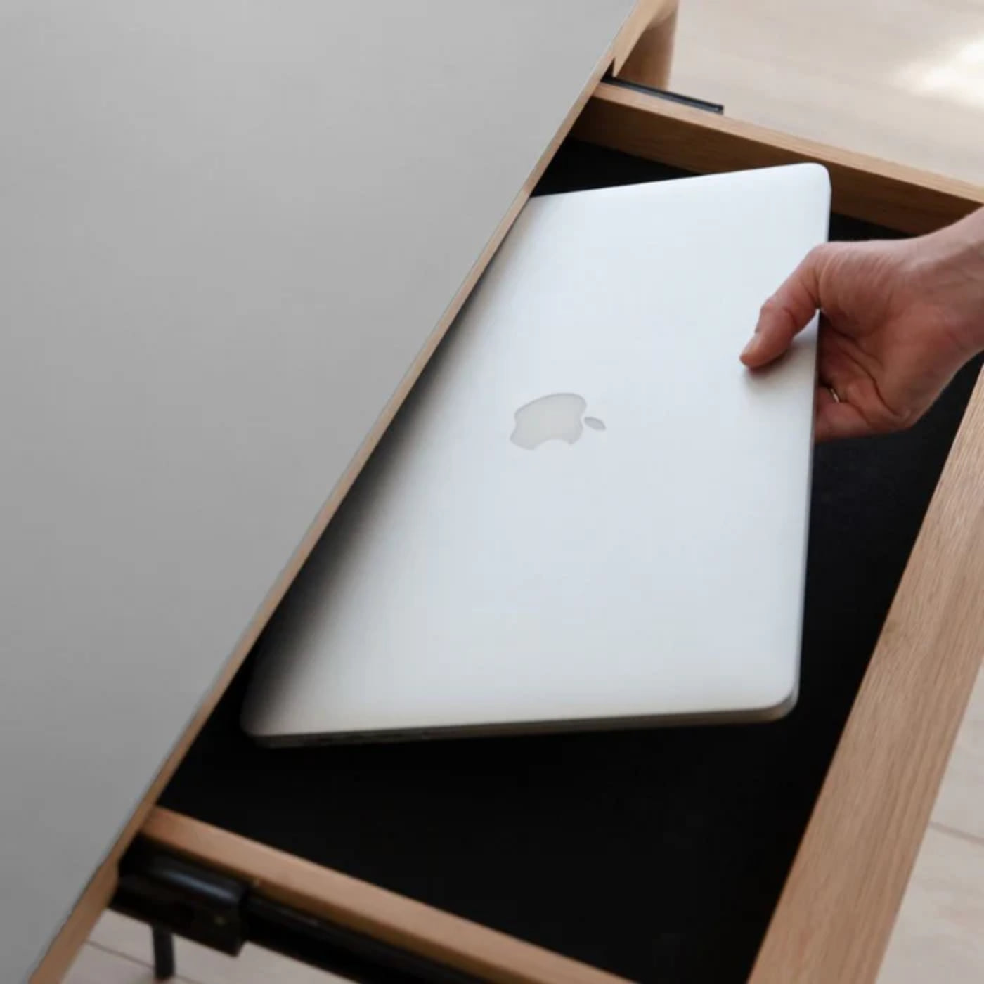 HEART'N'SOUL extendable table gray with oak base
