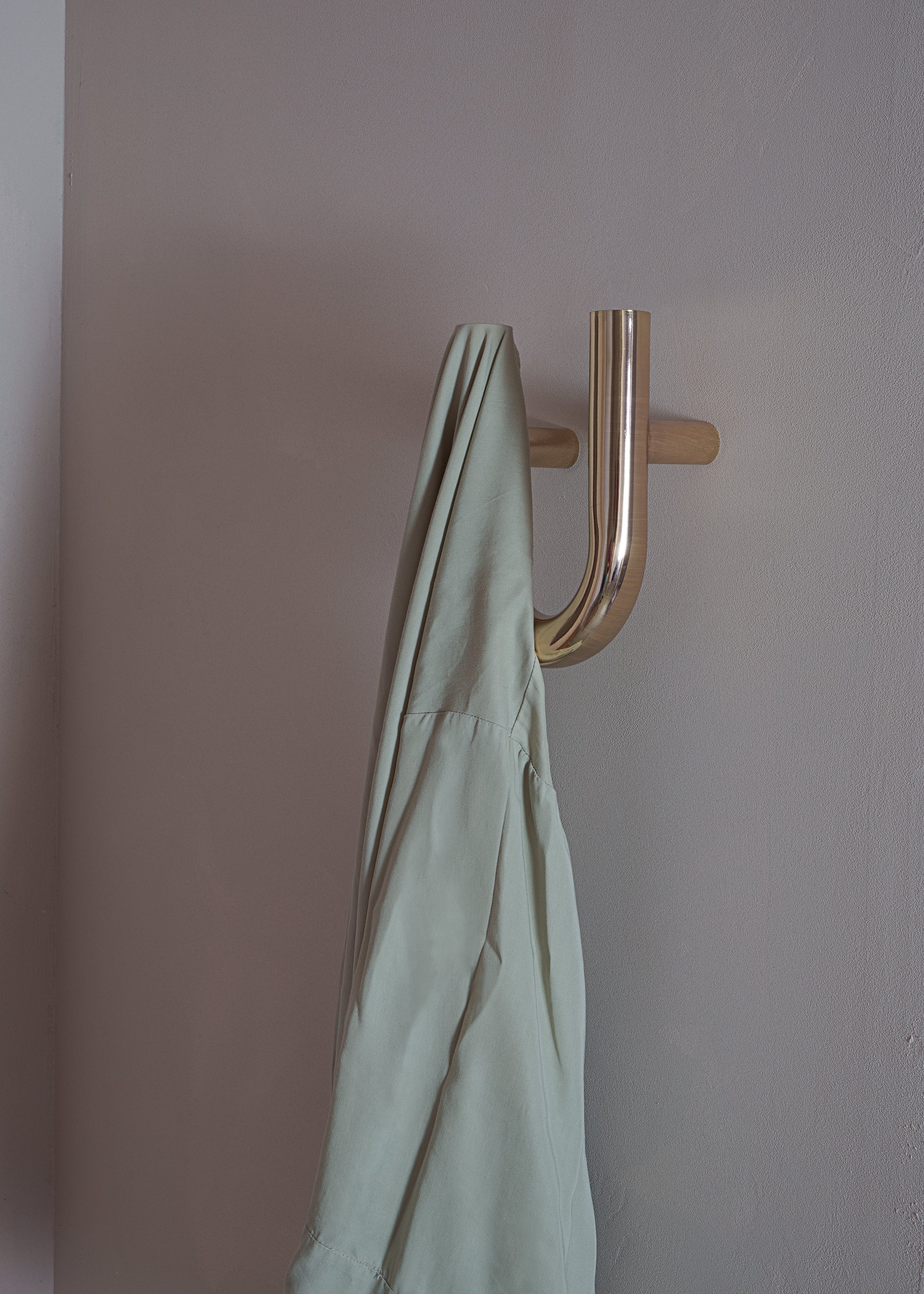 Wandgarderobe UNE verchromt