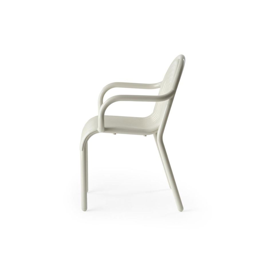 Chair with armrests outer groove broken white