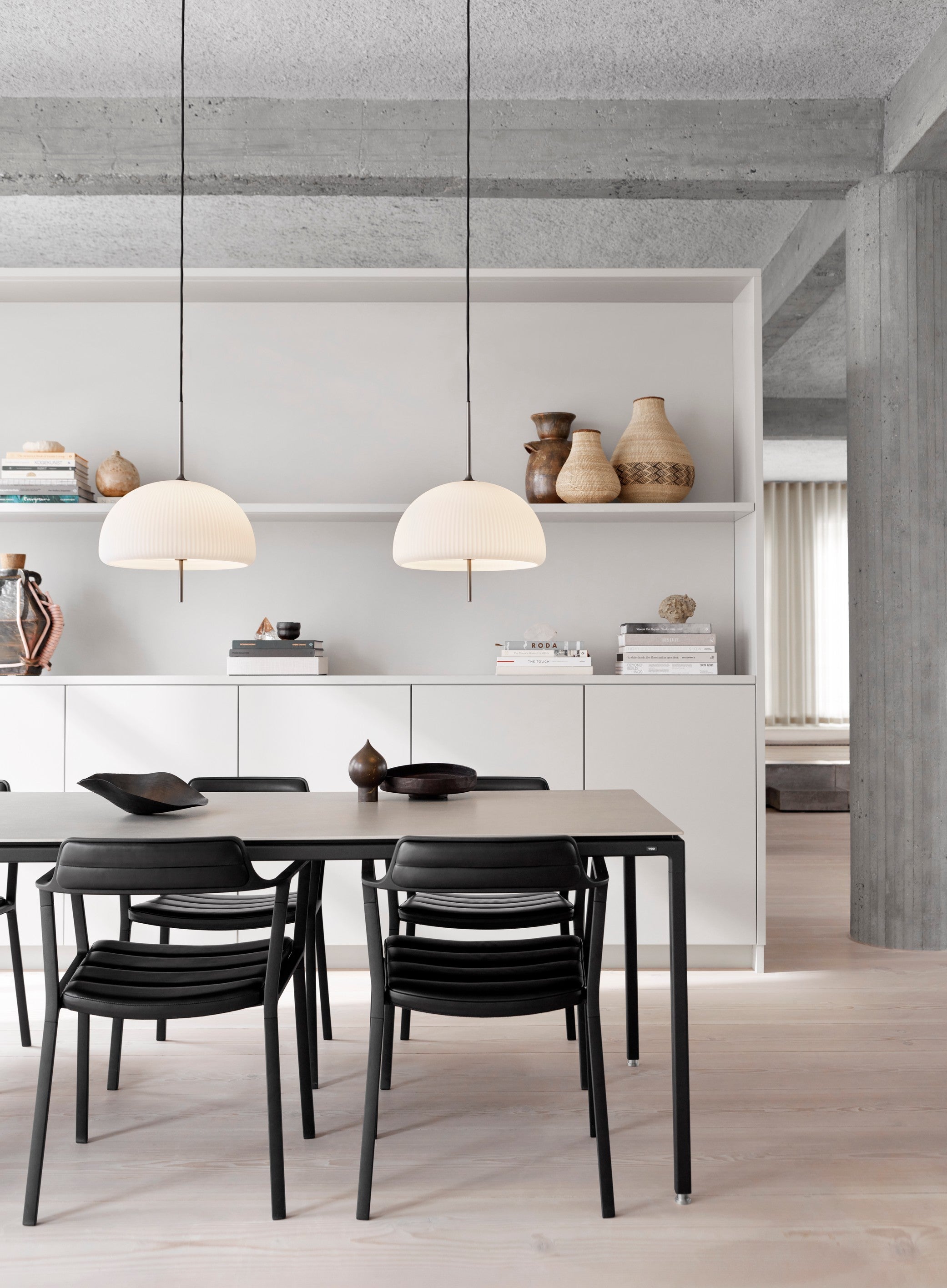 Sculpture Pendant Lamp White Shade