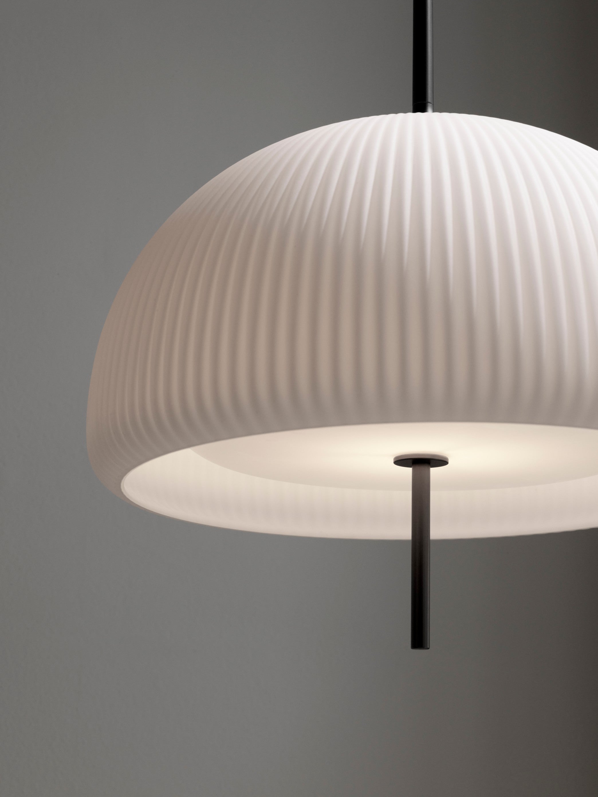Sculpture Pendant Lamp White Shade