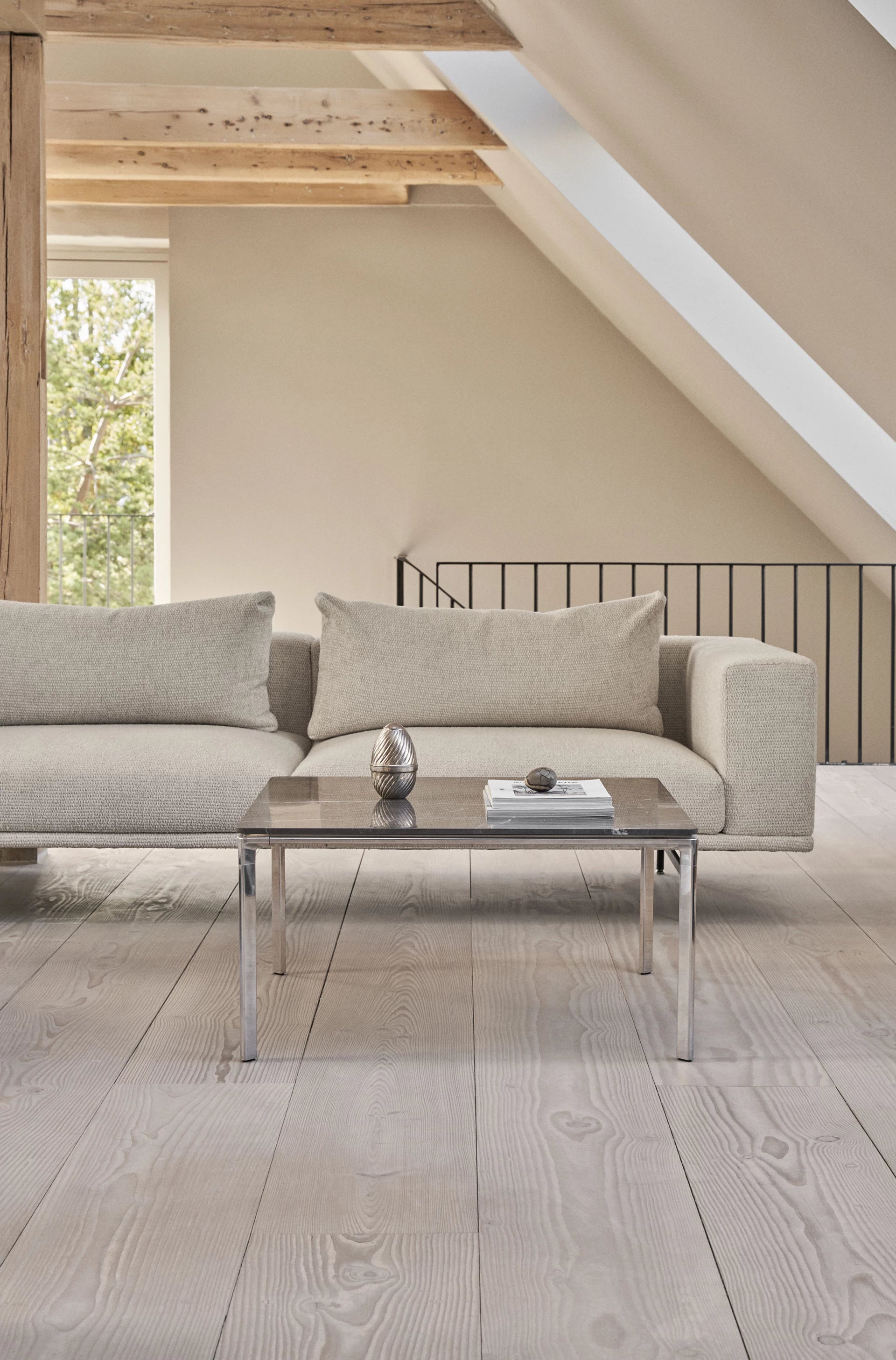 2-Seater Sofa LOFT Gray Fabric Brook with Black Base