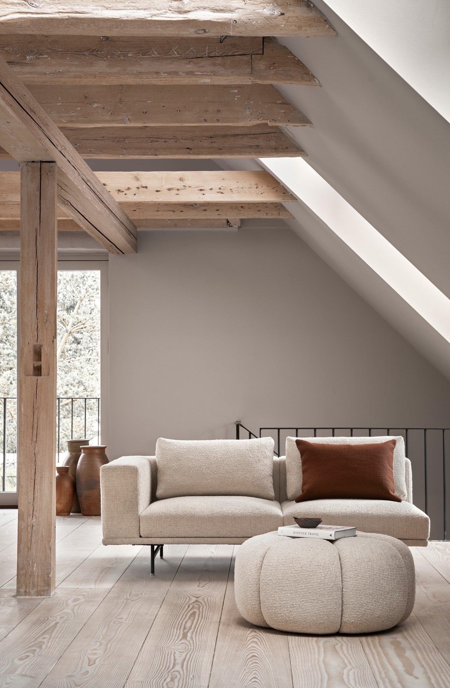 Pouf 655 light gray