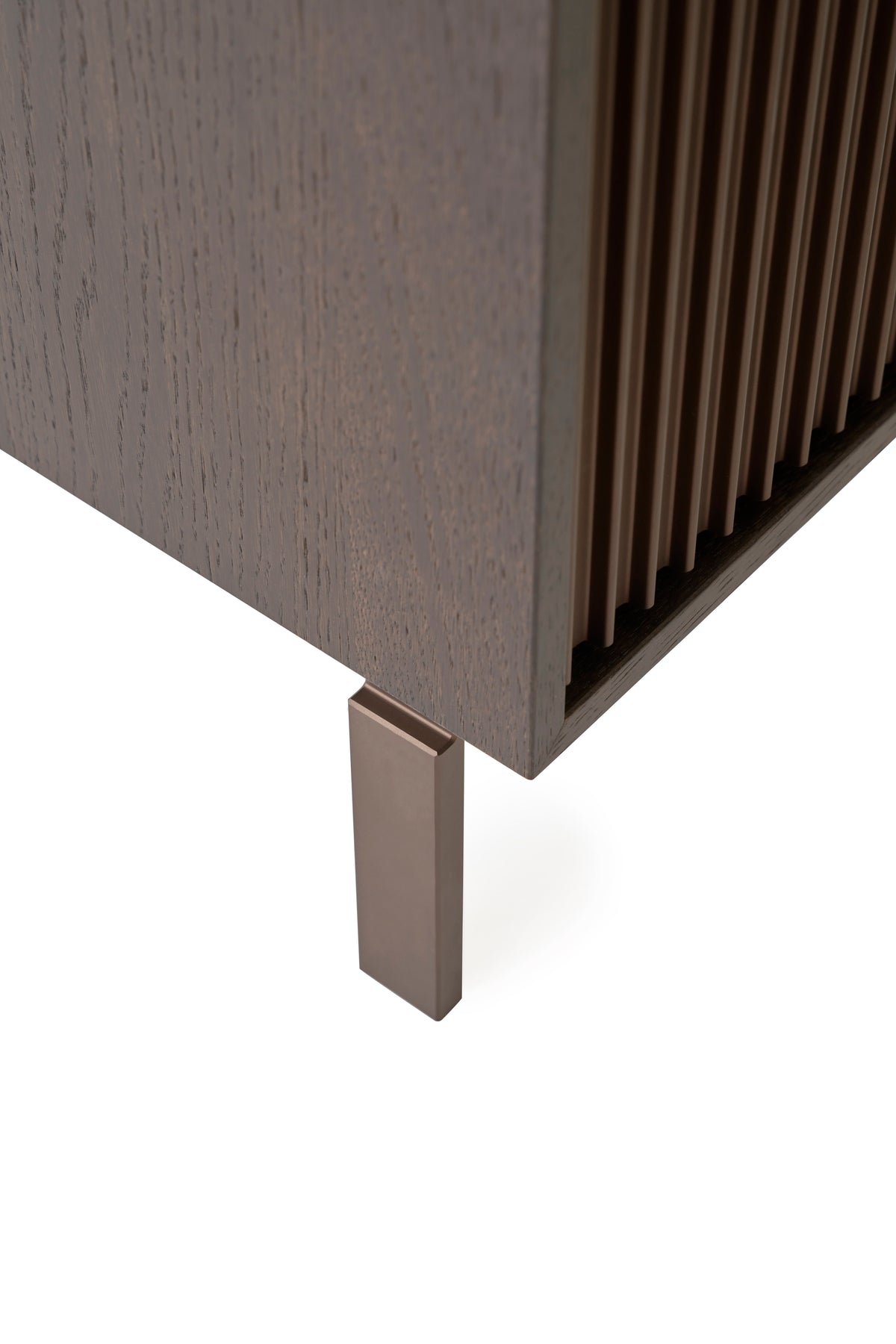 Nightstand 672 dark oak veneer with aluminum