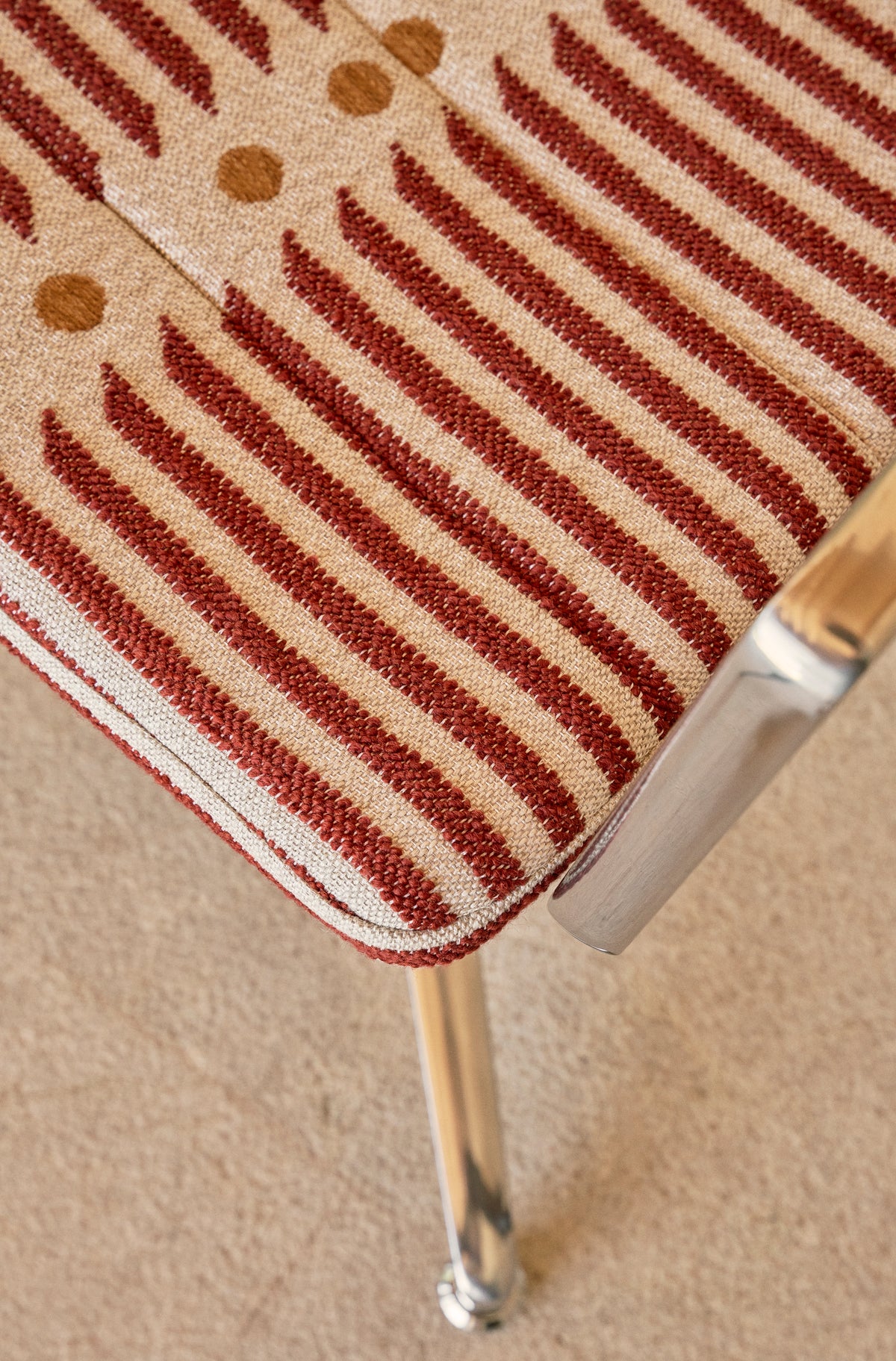 Office chair 452 – MALLORCA beige and red with a metal base