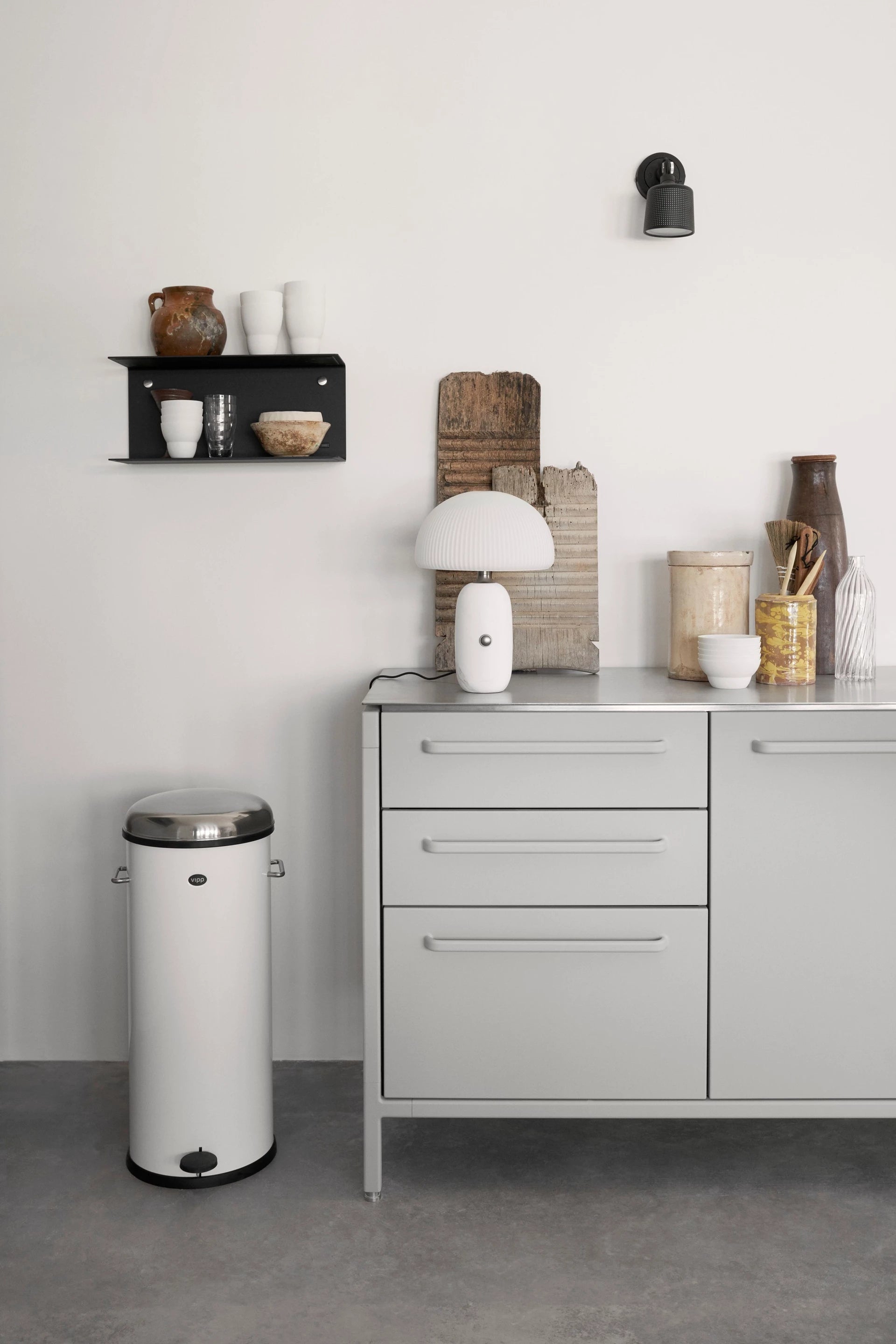 Sculpture Table Lamp White Marble