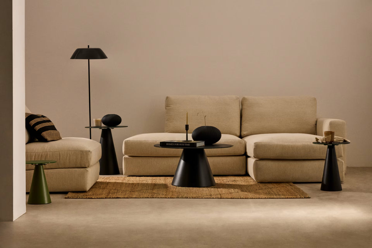 Wilshire coffee table black