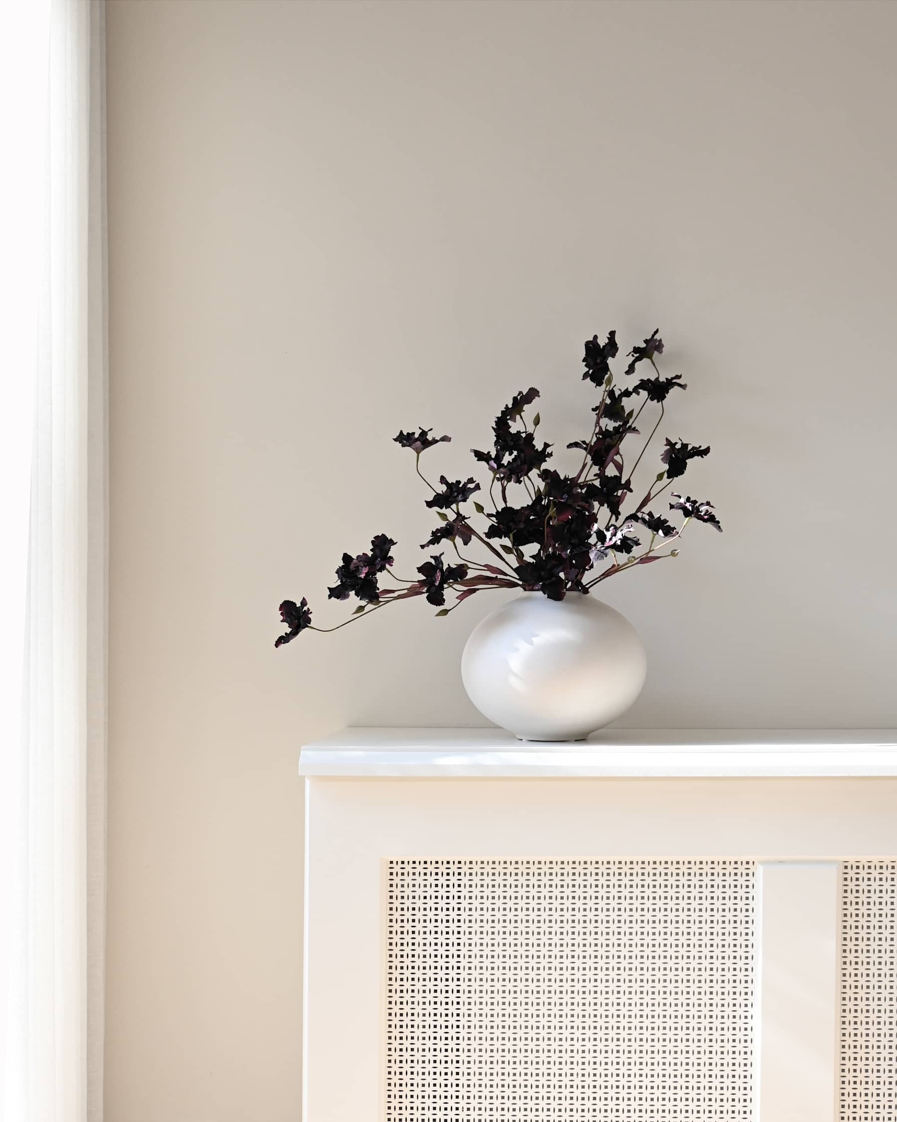SUNAO FAT white vase