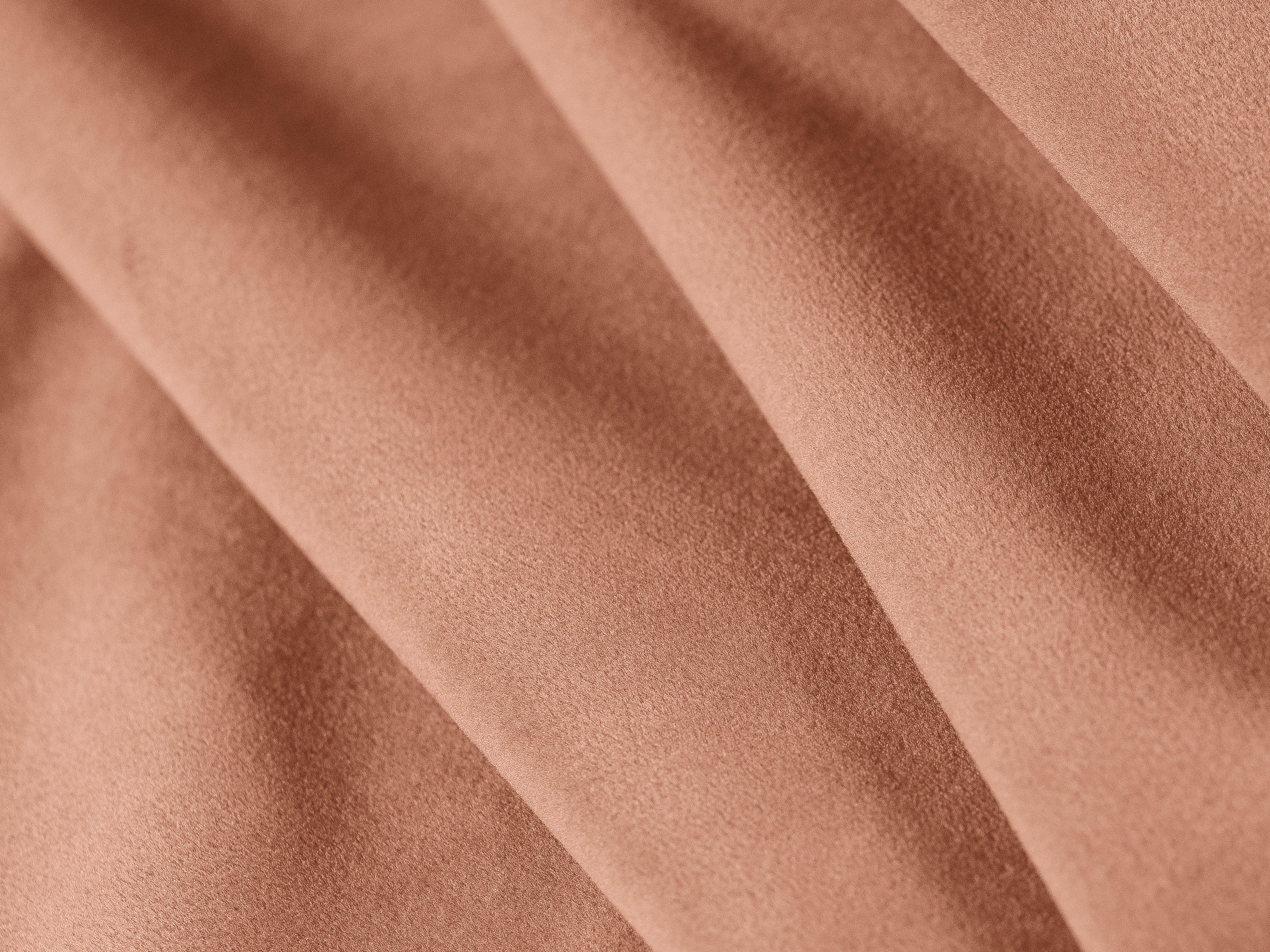 Sofa narożna aksamitna prawostronna RUBY łososiowy Micadoni    Eye on Design