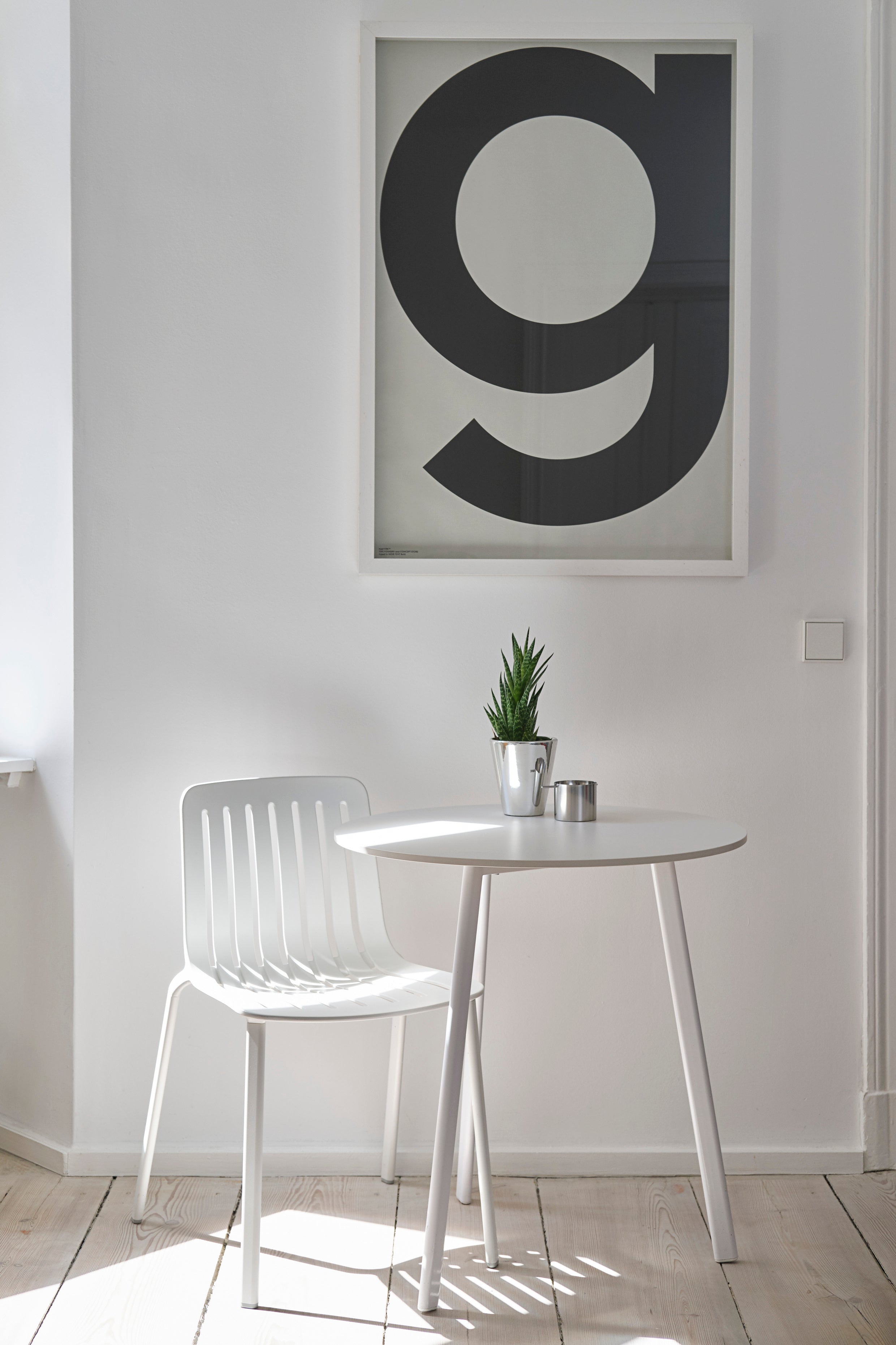 Krzesło zewnętrzne PLATO biały Magis    Eye on Design